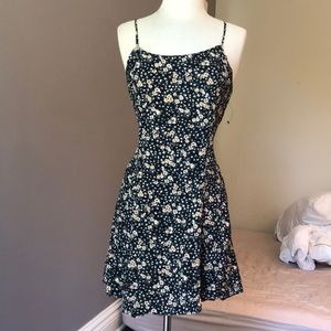 Light floral dress, with spaghetti straps